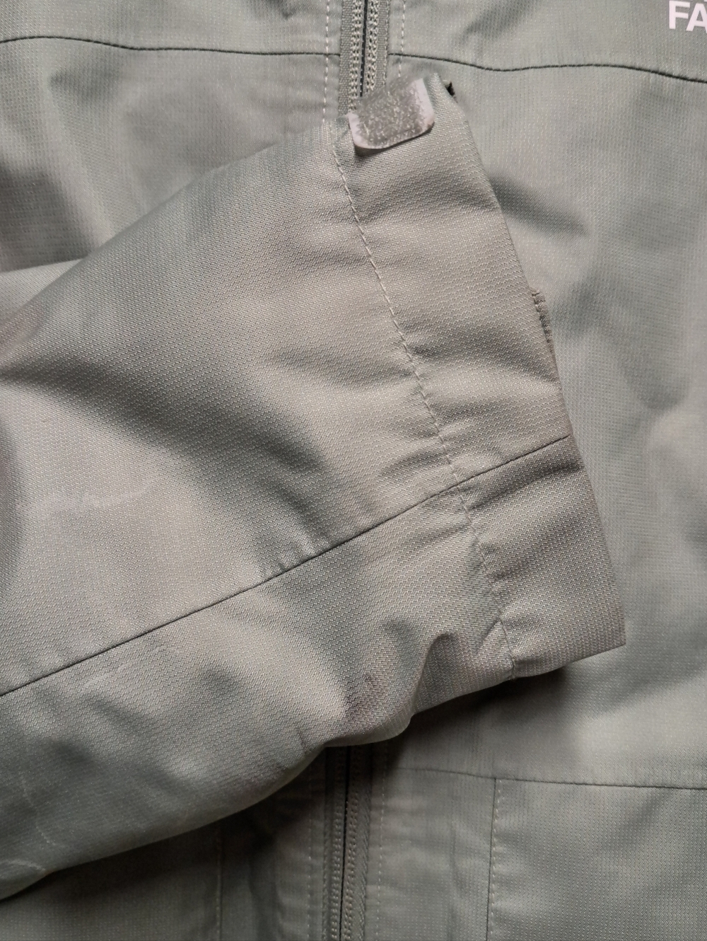 The North Face Kids' Mint Green Raincoat with Pink Lining - Picture 12 of 15